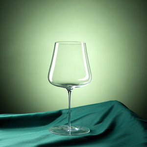 Discover Elegance with Our Crystal Glass Wine Glass Gift Set
