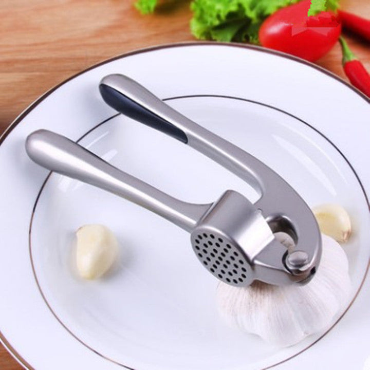 Elevate Your Cooking with the Kitchen Gadget Manual Garlic Press Mashing Tool