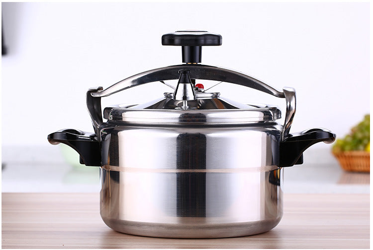 Gas Stove Compatible Pressure Cooker Large Capacity Durable Design