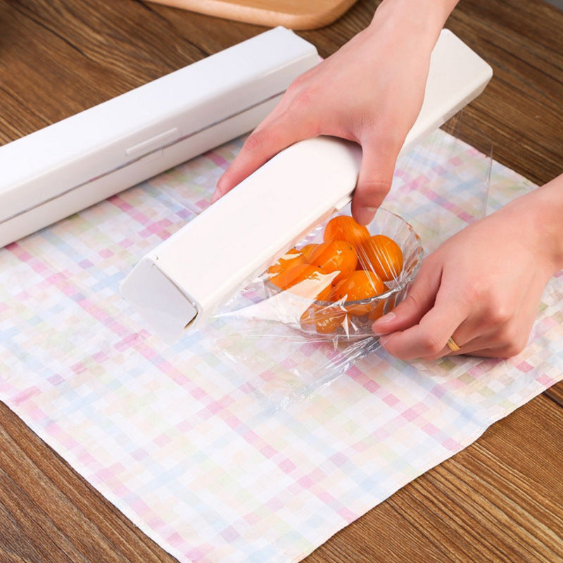 Creative Kitchen Refrigerator Magnet Cling Film Cutter